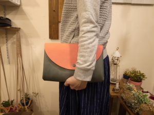じゃばらバック グレー×ピンク 例1