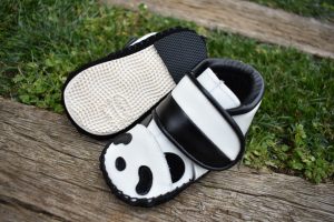 パンダの子ども靴 底から