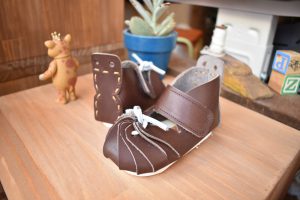 しゅうまい子ども靴 こげ茶