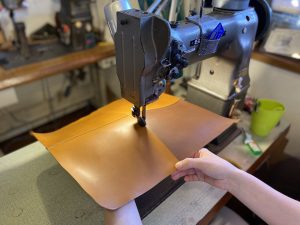 ミシンで作るレザーバッグ