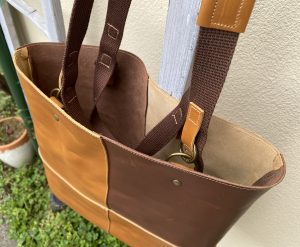 ミシンで作るレザーバッグ